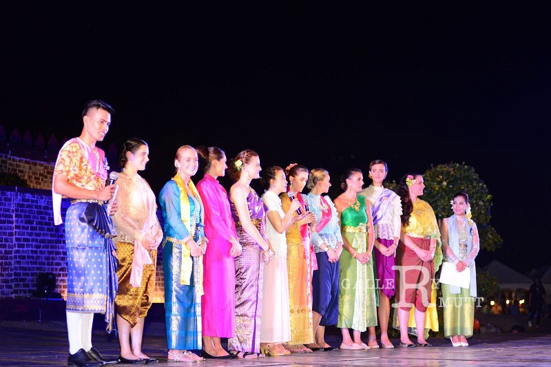 20151125-Loy Kratong_40.JPG
